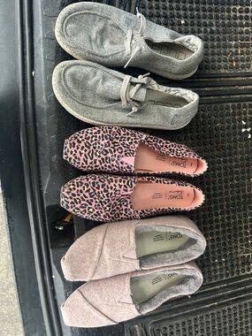 Hey Dude and TOMS bundle!